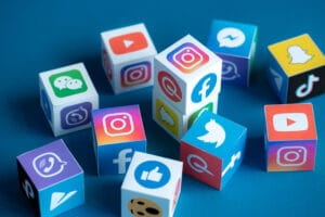 18 Best Social Media Marketing Tips To Grow Your Business